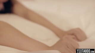 Dirty giovane figliastra Whitney Wright è un cattivo lil slut per