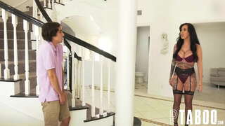 Чөтгөрүүд Кино Сараана - Lane