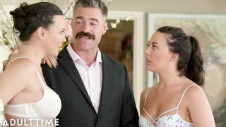 Lesbianas Masaxes Vie Por Charles Dera&amp;#039;s Dick