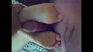 ���ત્ની પગ પીંજવું...