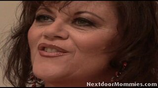 De Bella je igračka za dan