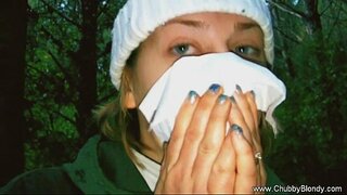 اطالوی ، اتارنا Blowjob Uner درخت