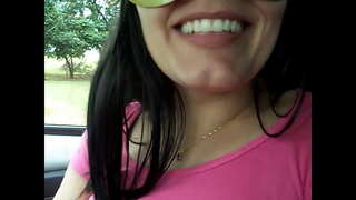 Madanm li, Rachel ki montre koupe nan lari a