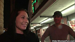 وگاس, سکس در هتل