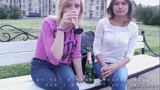 FirstBGG.com - ቅድሚያ የታዘዘ &amp;amp; ግምገማ ላይ - Threesome በሙሉ ተፈጥሯዊ ቅድሚያ