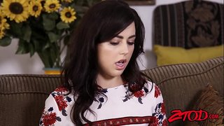 Tistieden Julia Ann u l-Whitney Abjad l-immaniġġjar big