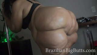 BrazilianBigButts.com Pawg တော၌ထားသောလက္ခုပ္သံ
