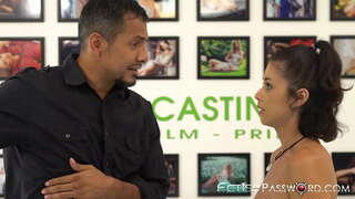 ���ੰਡਾ ਨੌਜਵਾਨ ਹੈ ਫ਼ਸਾਦੀ ਸੇਕ੍ਸ ਨਾਲ ਬੋਕ