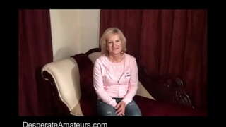 Ellie zinokuphathwa mom