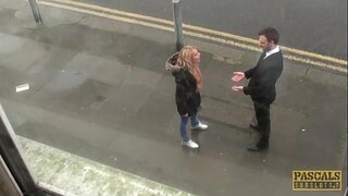 Pascaly subslut předkládá drsný anální