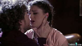 ���ిటెక్టివ్ ఆర్దరింగ్ bitches సంతృప్తి అతనికి నివారించేందుకు జైలు