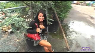 Үржүүлгийн газарт нь slut боломжийг олгодог өөрөө байх fucked тааламжтайгаар