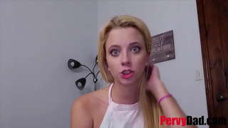 Nevlastní otec pomáhá dospívající s problémy