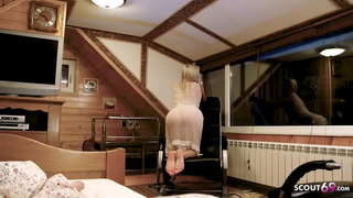 Малламуй порнозвезда Жасмин Руж приглашена ва пардохта ки чӣ тавр шлюха барои амиқи БЖ